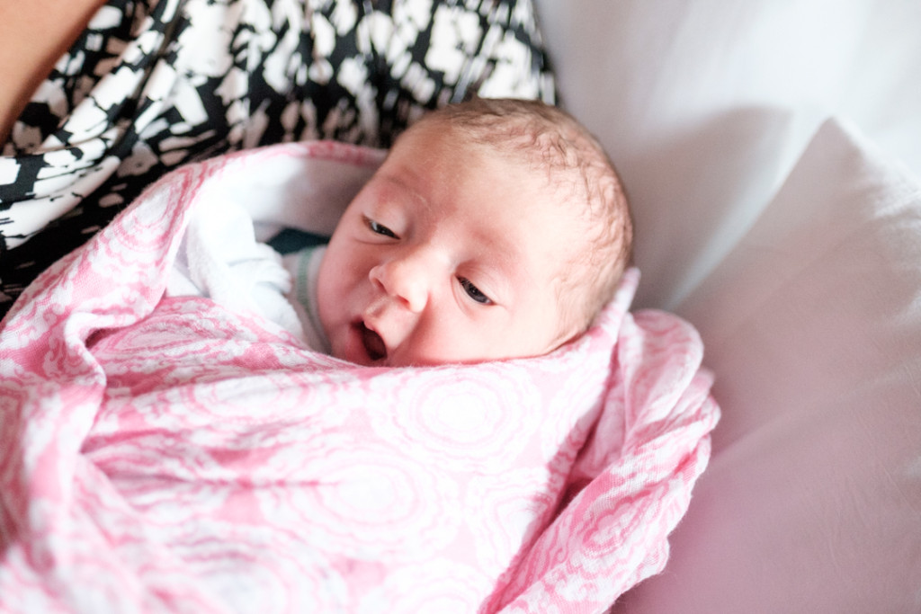 bay city mi newborn photographer - lu -002