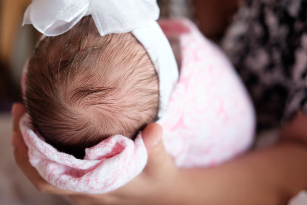 bay city mi newborn photographer - lu -003